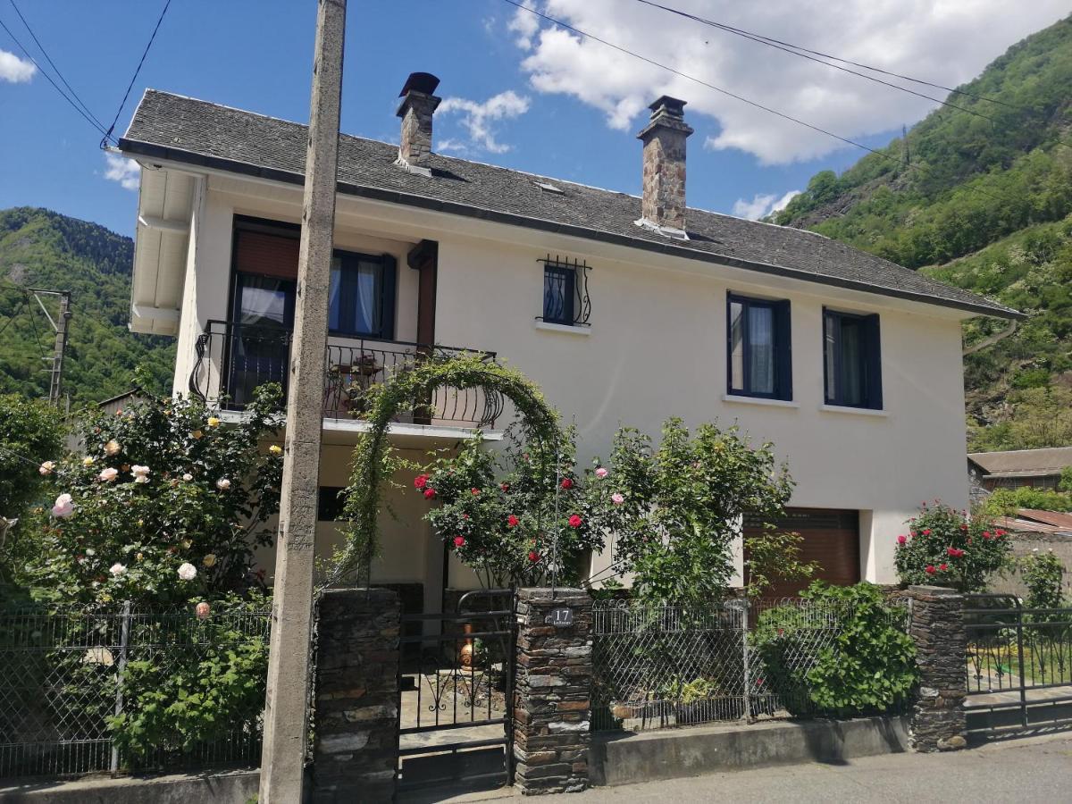 فيلا Les Rosiers Bagnères-de-Luchon المظهر الخارجي الصورة